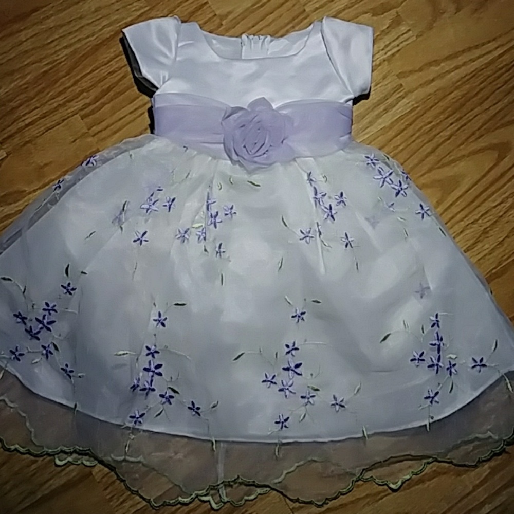 Silver Line (9M) Formal Easter/Wedding Dress